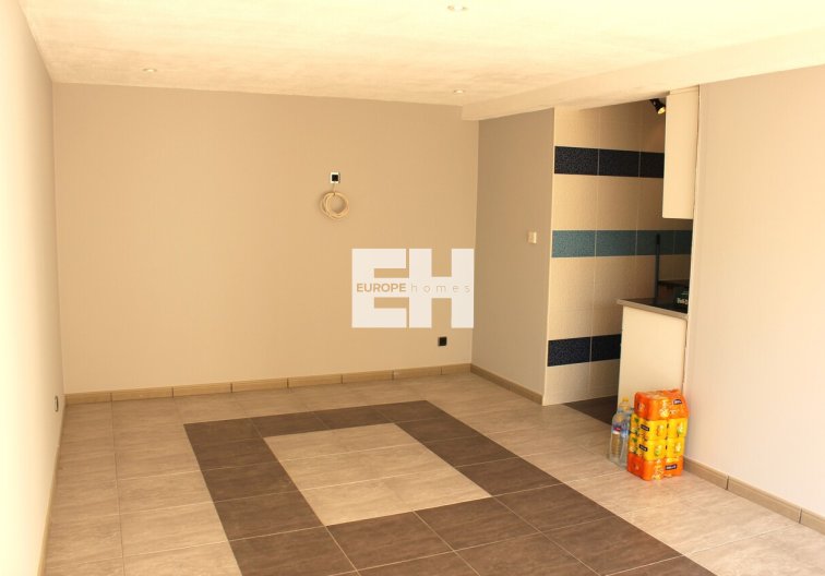 Segunda mano - villa - La Zenia - Costa Blanca