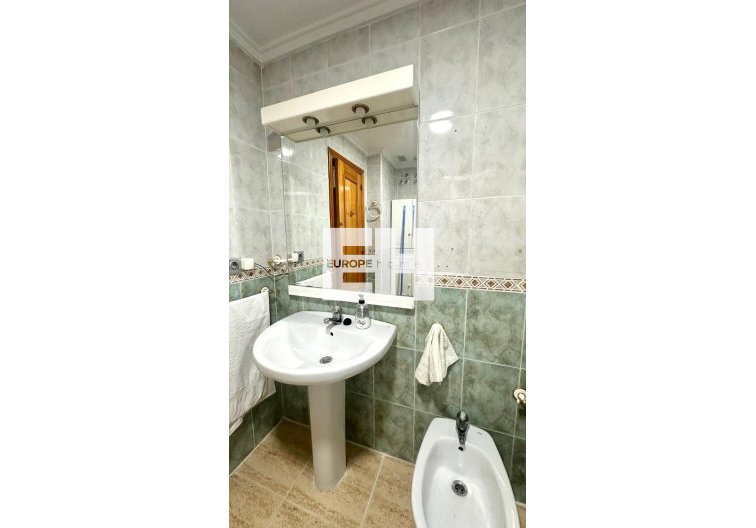 Segunda mano - Apartamento  - Torrevieja - Acequion