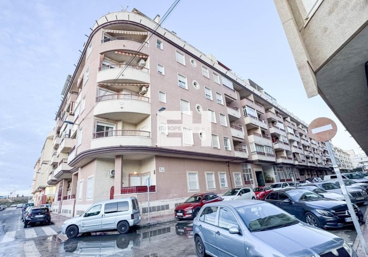 Segunda mano - Apartamento  - Torrevieja - Parque De Las Naciones