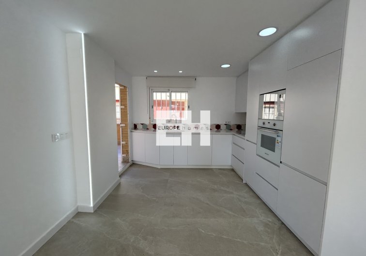 Revente - Appartement - Pilar de la Horadada - Costa Blanca