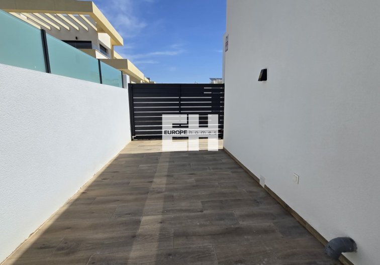 Segunda mano - villa - Los Montesinos - Costa Blanca