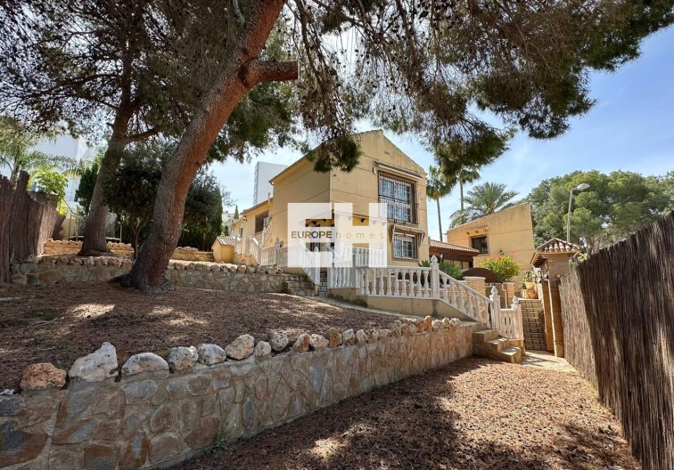 Segunda mano - villa - Torrevieja - Los Balcones - Los Altos Del Edén