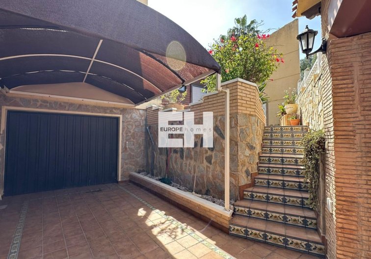 Segunda mano - villa - Torrevieja - Los Balcones - Los Altos Del Edén