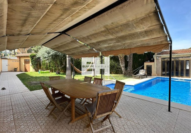 Segunda mano - villa - Torrevieja - Los Balcones - Los Altos Del Edén