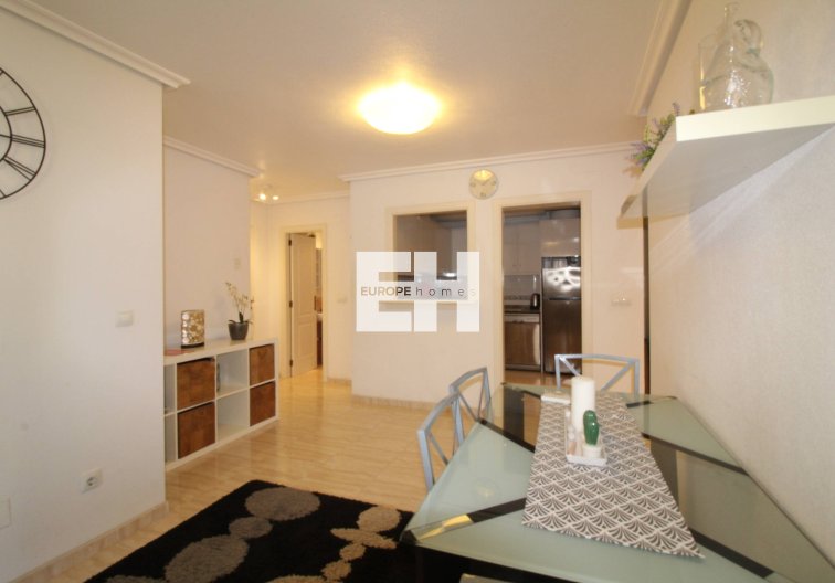 Segunda mano - Apartamento  - Torrevieja - Centro