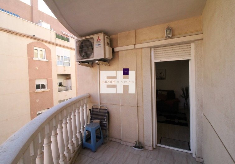 Segunda mano - Apartamento  - Torrevieja - Centro
