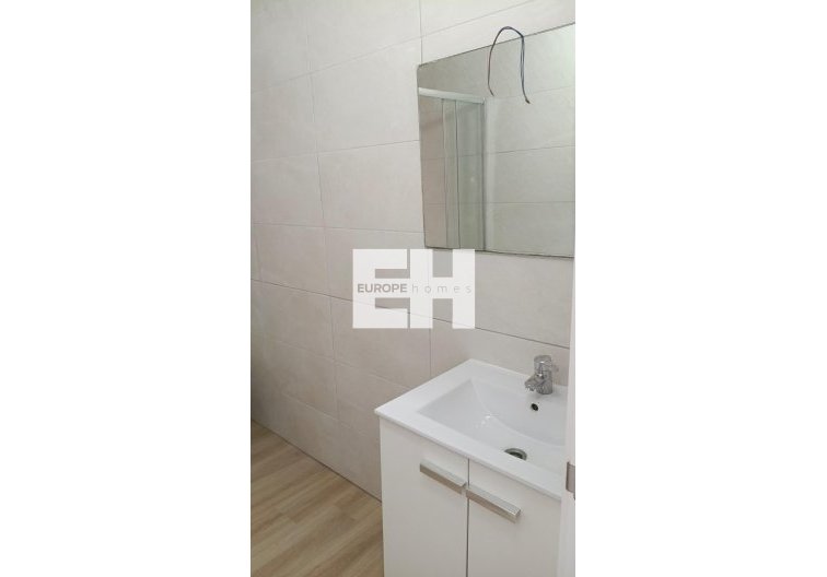 Segunda mano - Apartamento  - Torrevieja - Centro