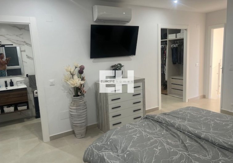 Segunda mano - villa - Los Montesinos - Costa Blanca