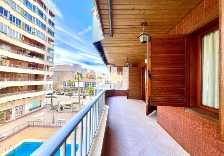 Segunda mano - Apartamento  - Torrevieja - Acequion