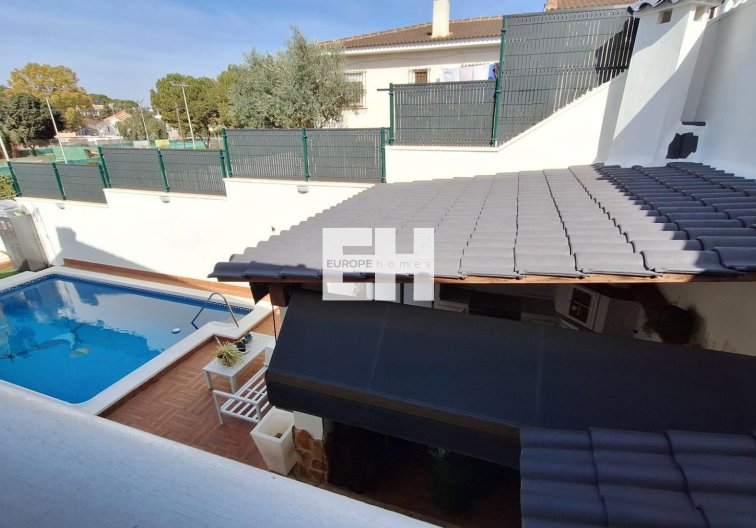 Segunda mano - villa - Torrevieja - Los Balcones - Los Altos Del Edén