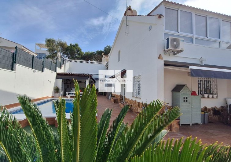 Segunda mano - villa - Torrevieja - Los Balcones - Los Altos Del Edén