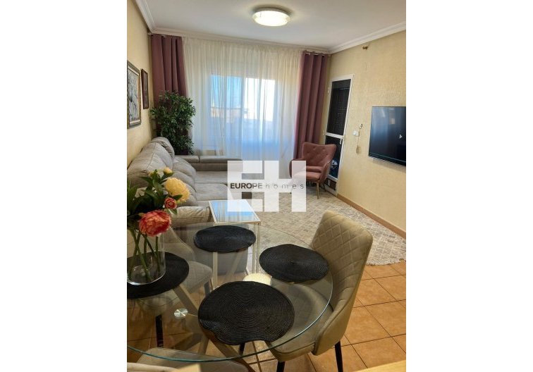 Segunda mano - Apartamento  - Torrevieja - Aguas Nuevas
