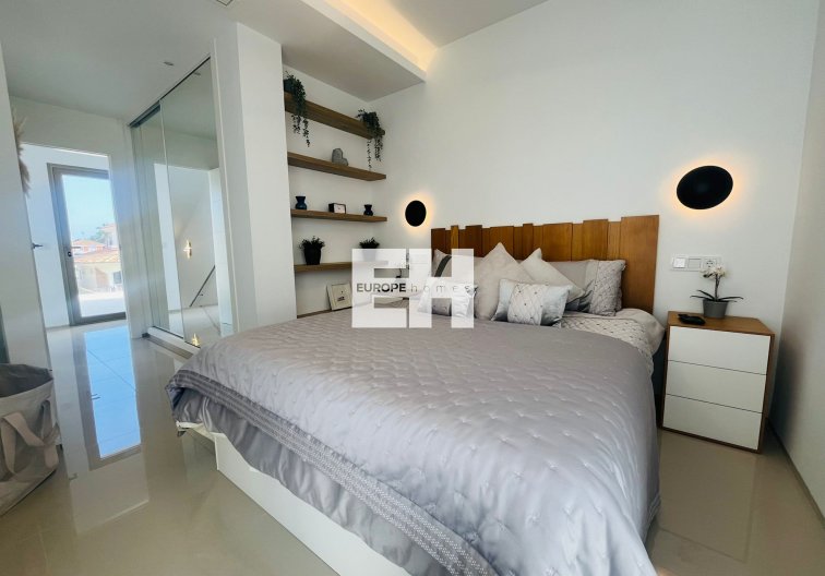 Resale - villa - Los Alcázares - Costa Calida