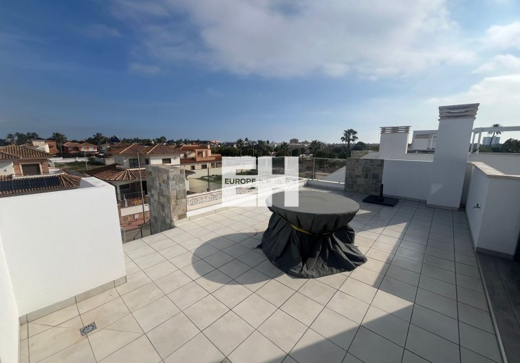 Resale - villa - Los Alcázares - Costa Calida