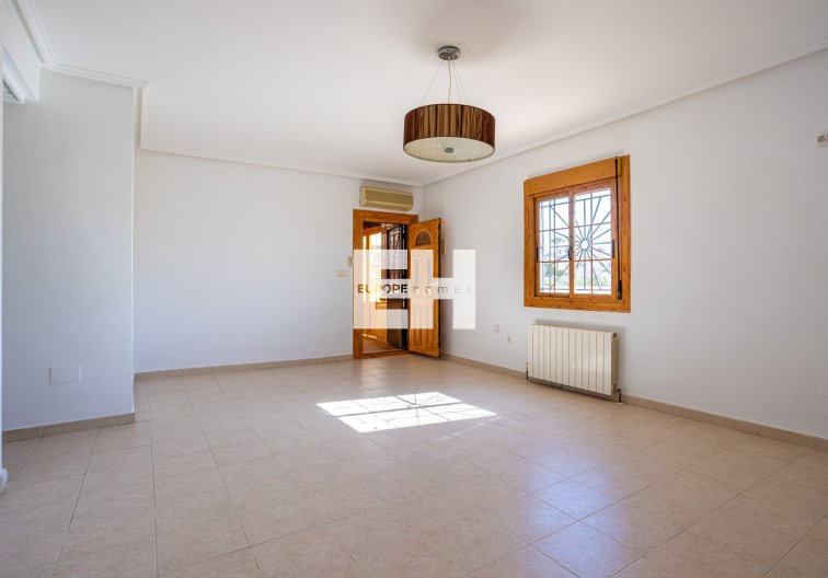 Segunda mano - villa - Benijofar - Costa Blanca