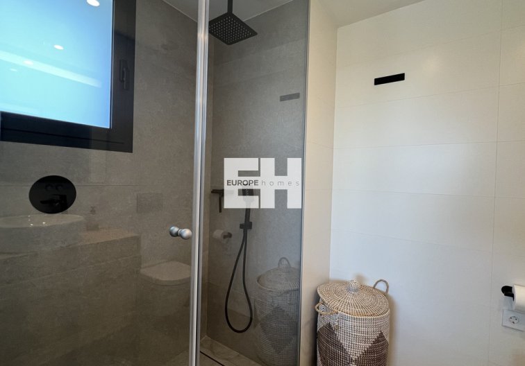 Segunda mano - Apartamento  - Las Colinas Golf - Costa Blanca