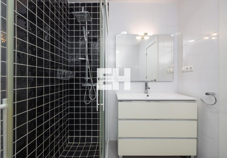 Segunda mano - Apartamento  - Torrevieja - Acequion
