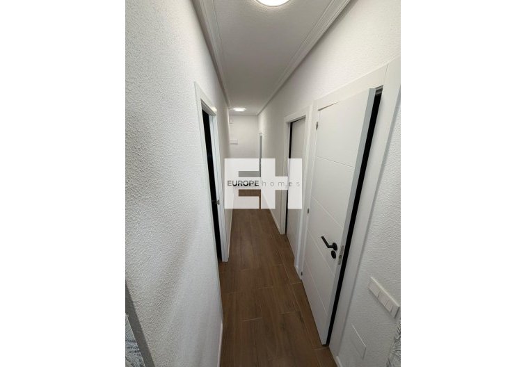 Segunda mano - Apartamento  - Torrevieja - Punta Prima
