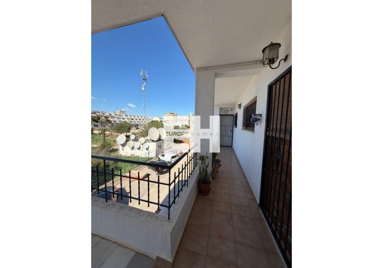 Segunda mano - Apartamento  - Torrevieja - Punta Prima