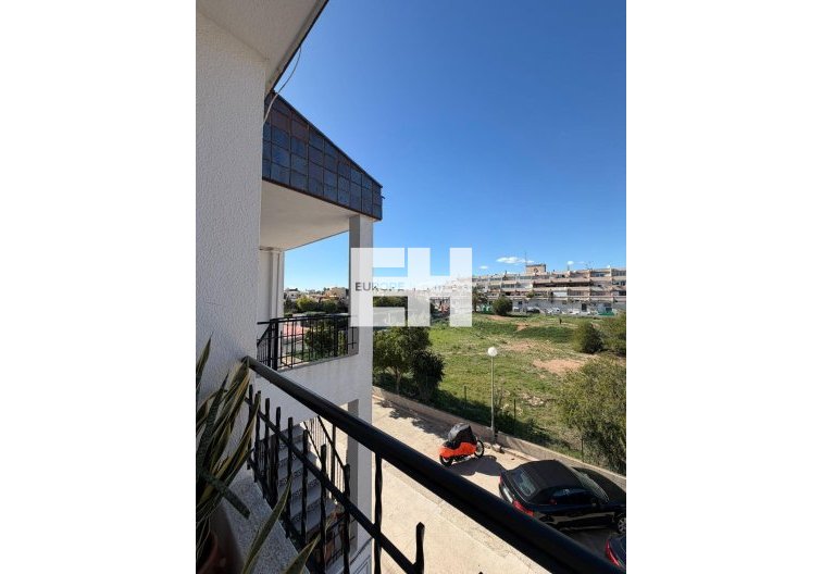 Segunda mano - Apartamento  - Torrevieja - Punta Prima