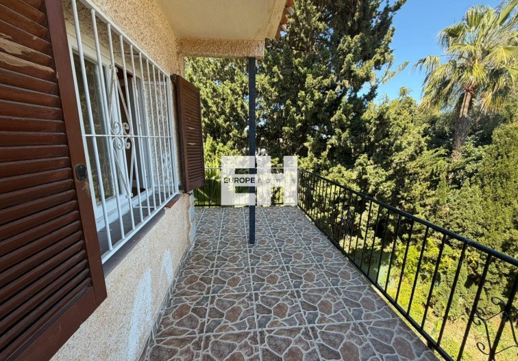 Segunda mano - villa - Torrevieja - Los Balcones - Los Altos Del Edén