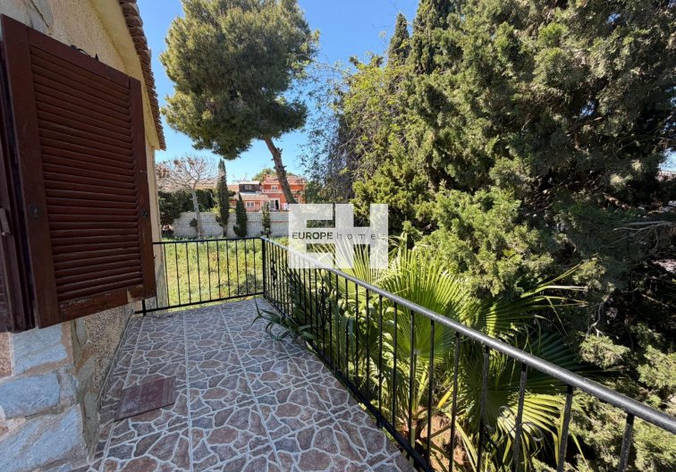Segunda mano - villa - Torrevieja - Los Balcones - Los Altos Del Edén
