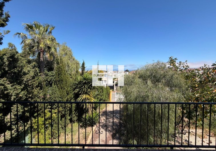 Segunda mano - villa - Torrevieja - Los Balcones - Los Altos Del Edén