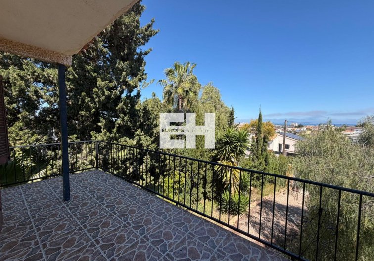 Segunda mano - villa - Torrevieja - Los Balcones - Los Altos Del Edén