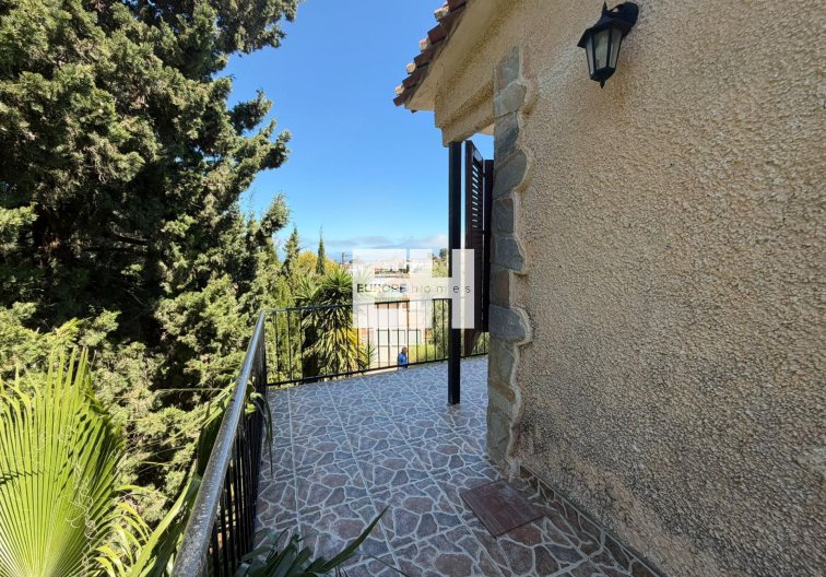 Segunda mano - villa - Torrevieja - Los Balcones - Los Altos Del Edén