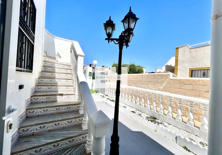 Segunda mano - town house - Punta Prima - Costa Blanca