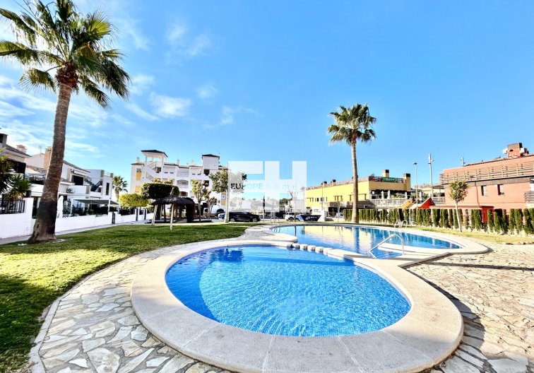 Segunda mano - Apartamento  - Villamartin - Costa Blanca