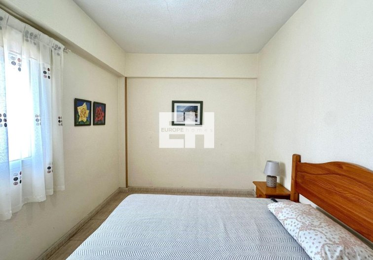 Segunda mano - Apartamento  - Torrevieja - Estacion De Autobuses