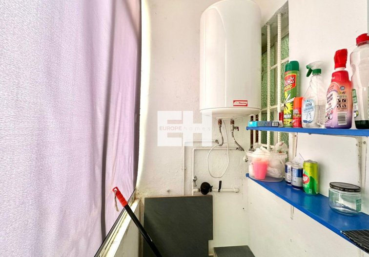 Segunda mano - Apartamento  - Torrevieja - Estacion De Autobuses