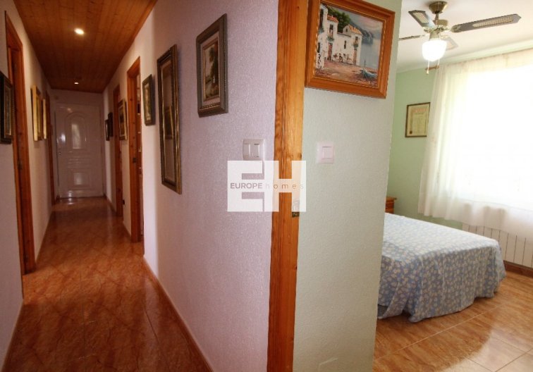 Segunda mano - villa - Torrevieja - Los Balcones 