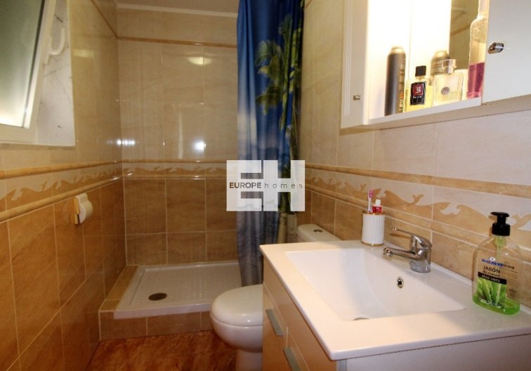 Segunda mano - villa - Torrevieja - Los Balcones 
