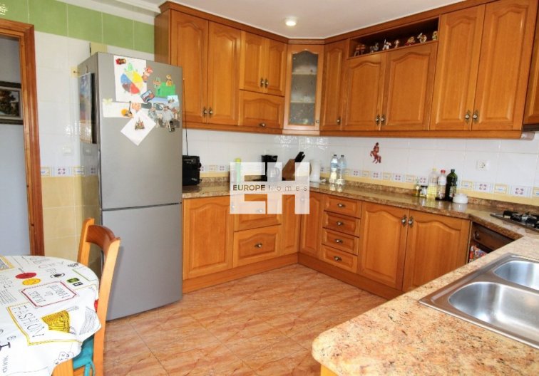 Segunda mano - villa - Torrevieja - Los Balcones 