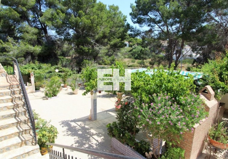 Segunda mano - villa - Torrevieja - Los Balcones 