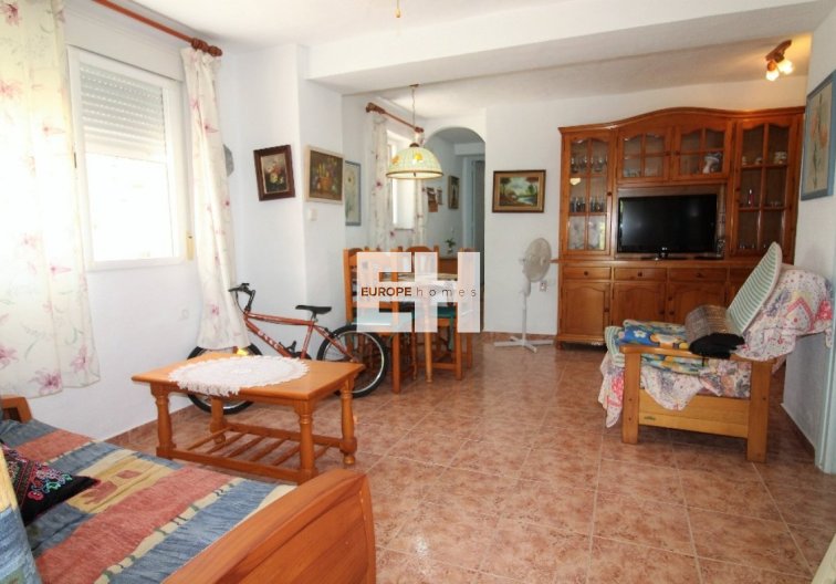Segunda mano - villa - Torrevieja - Los Balcones 