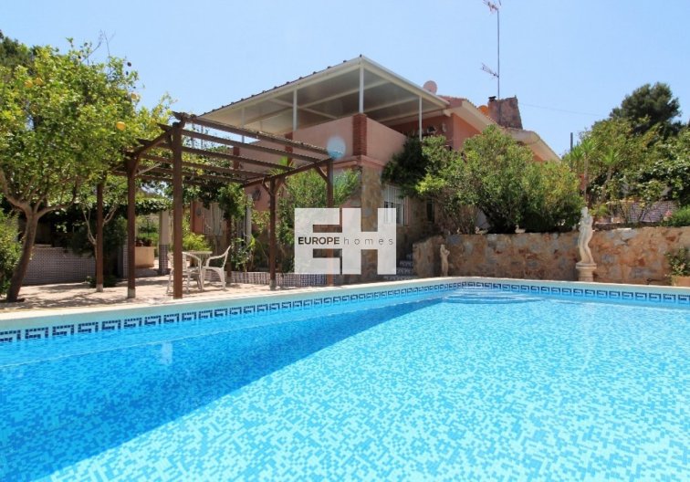 Segunda mano - villa - Torrevieja - Los Balcones 