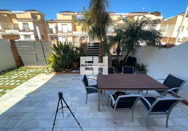 Segunda mano - town house - Torre de la Horadada - Costa Blanca