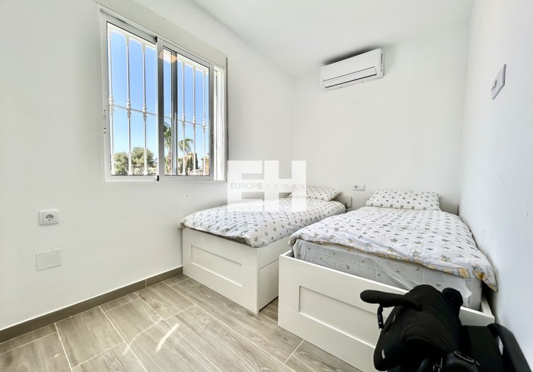 Segunda mano - villa - Villamartin - Costa Blanca