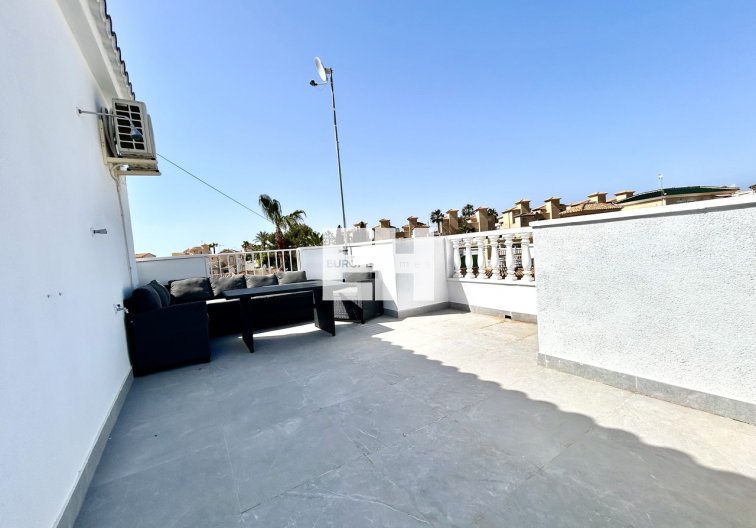 Segunda mano - villa - Villamartin - Costa Blanca