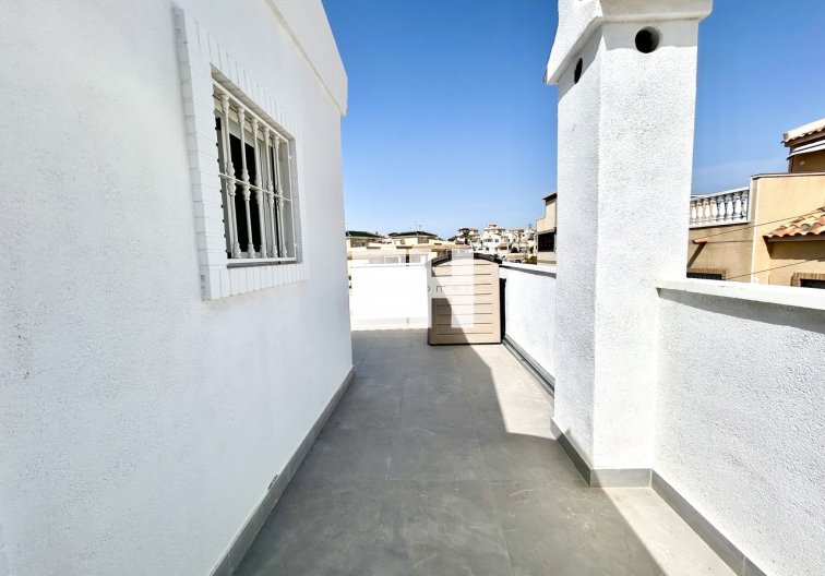 Segunda mano - villa - Villamartin - Costa Blanca