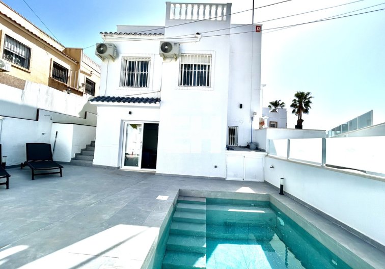 Segunda mano - villa - Villamartin - Costa Blanca
