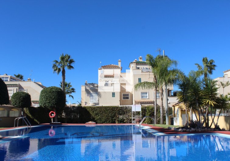 Segunda mano - villa - Villamartin - Costa Blanca