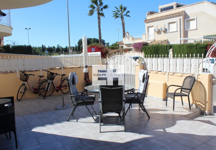 Segunda mano - villa - Villamartin - Costa Blanca