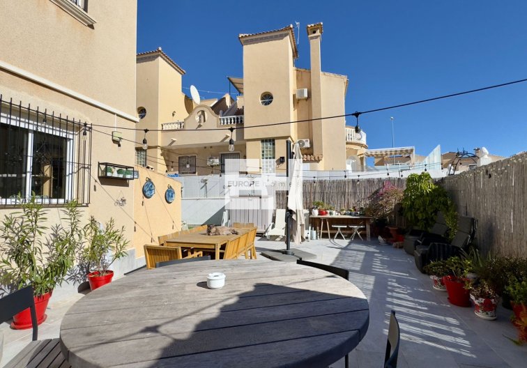 Segunda mano - villa - Orihuela Costa - Costa Blanca