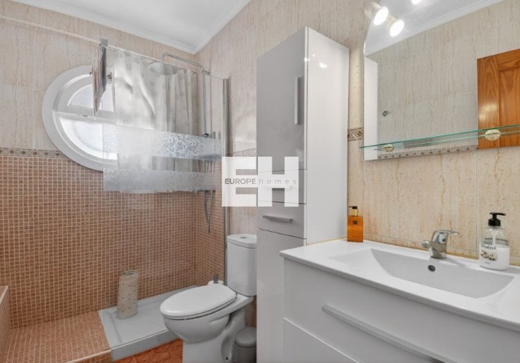 Segunda mano - Quad House - Playa Flamenca - Serena III