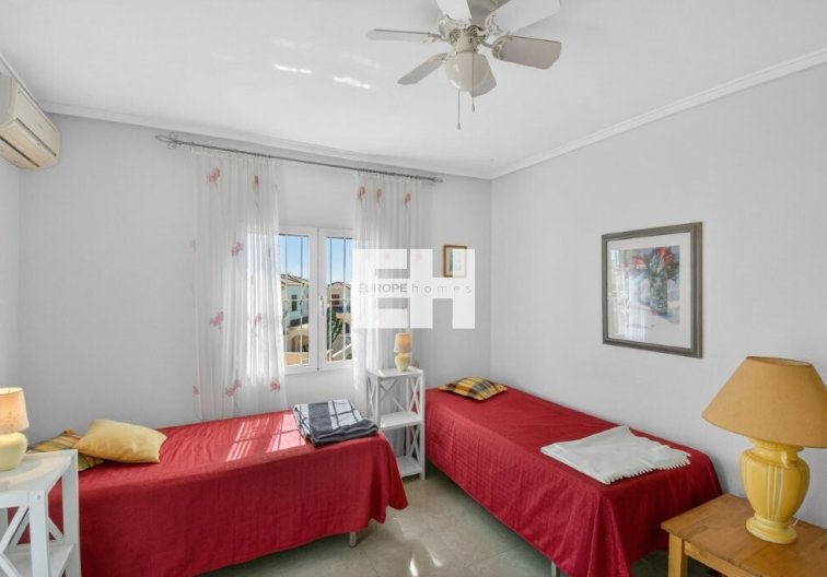 Segunda mano - Quad House - Playa Flamenca - Serena III