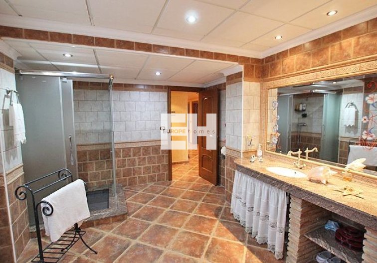 Segunda mano - villa - Formentera del Segura - C- Cooperativa